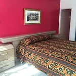 Palm Motel